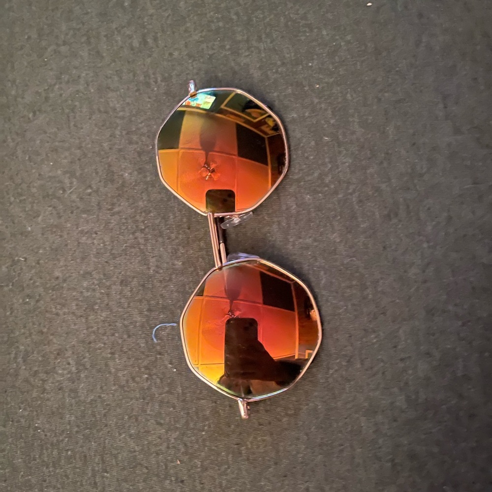 Earthbound Yellow reflective sunglasses